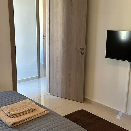 Chariandry Residence, Centre *