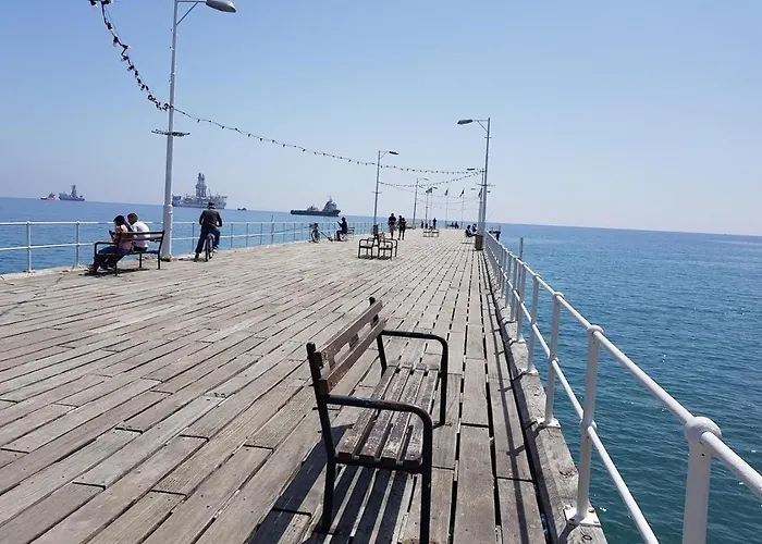 Chariandry Residence, Centre